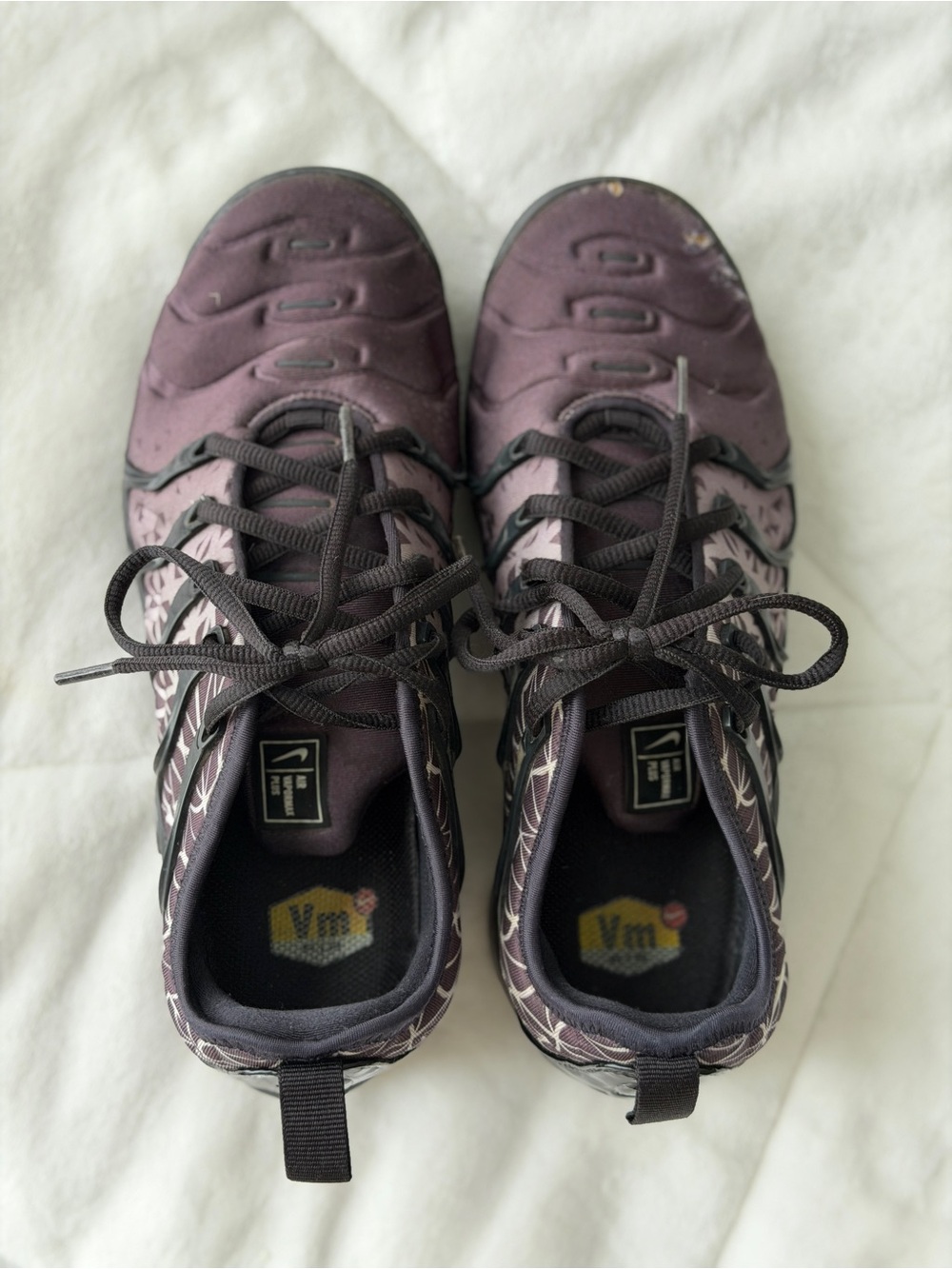 Nike Air VaporMax Plus - Picture 2 of 4